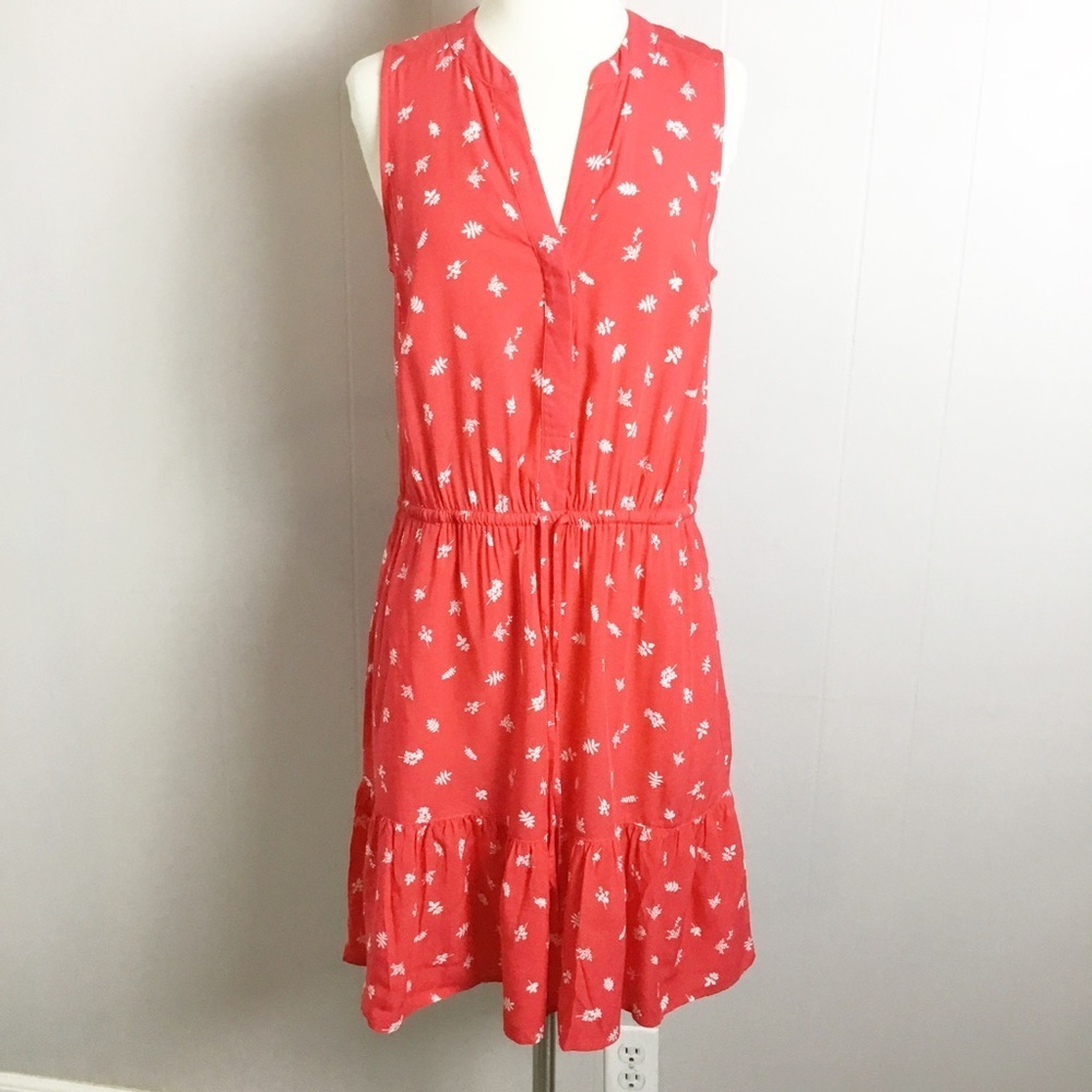 Gap Summer Dress Pleaded Floral Red & White  New Size Small